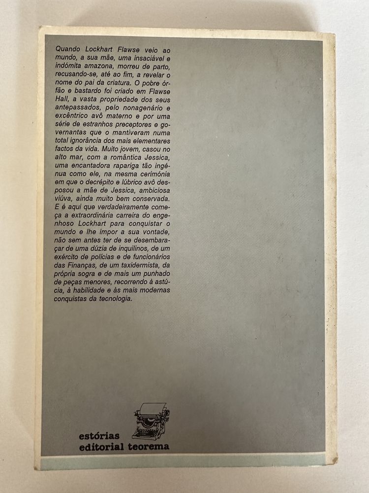 O triunfo do bastardo, A epopeia de Mr. Skullion (Tom Sharpe)
