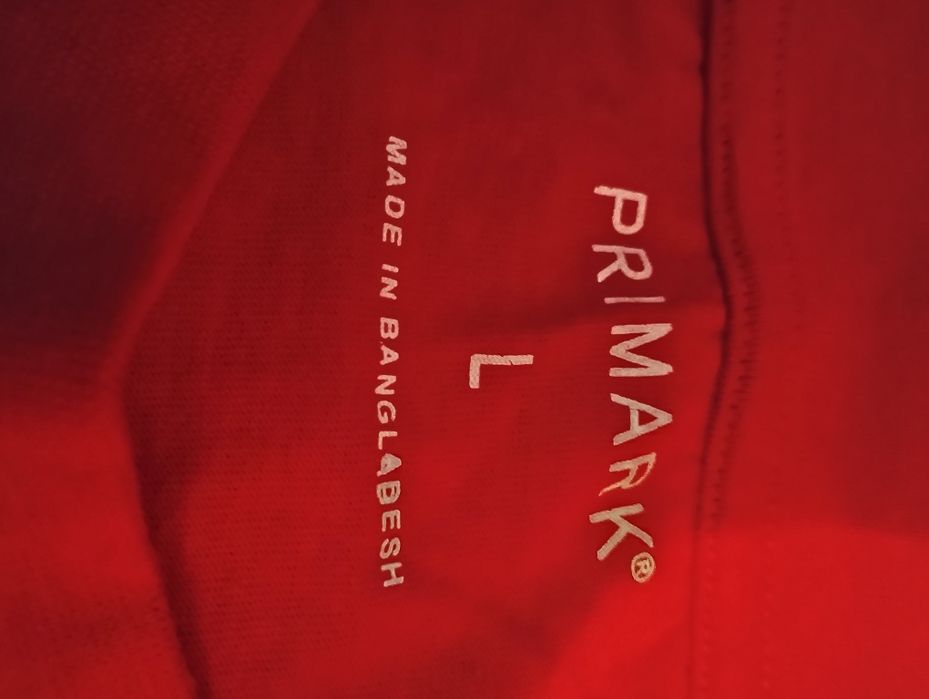 t-shirt młodzieżowy