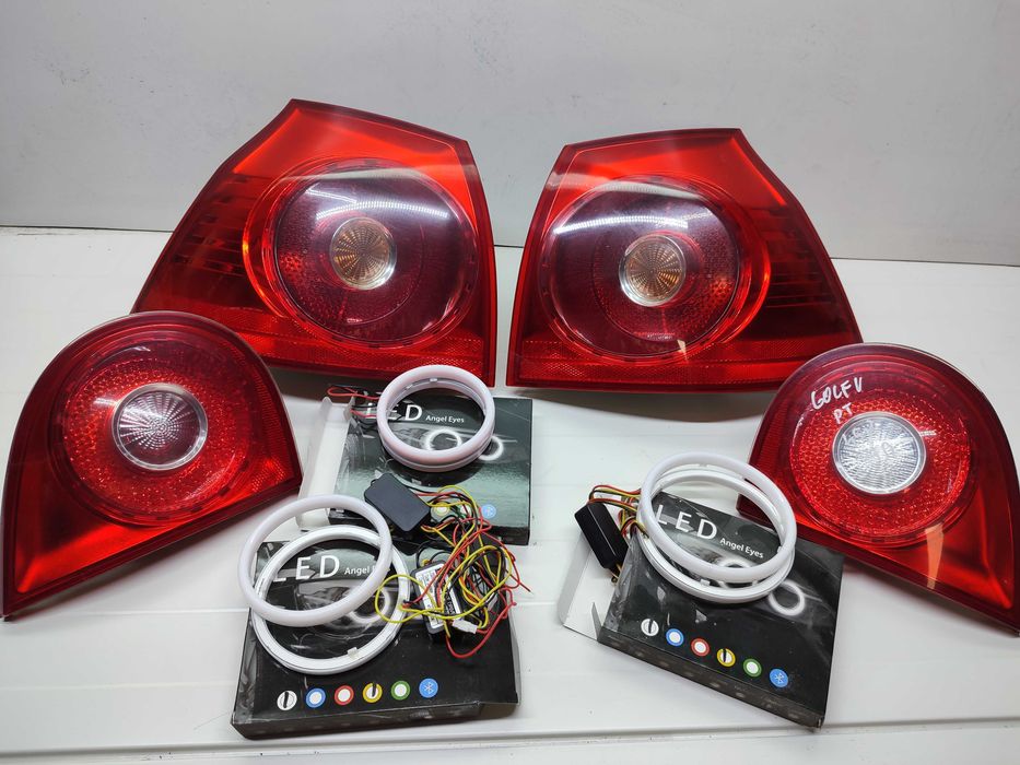 VW GOLF V 3D HB Skyline z modyfikacją ciemna wiśnia