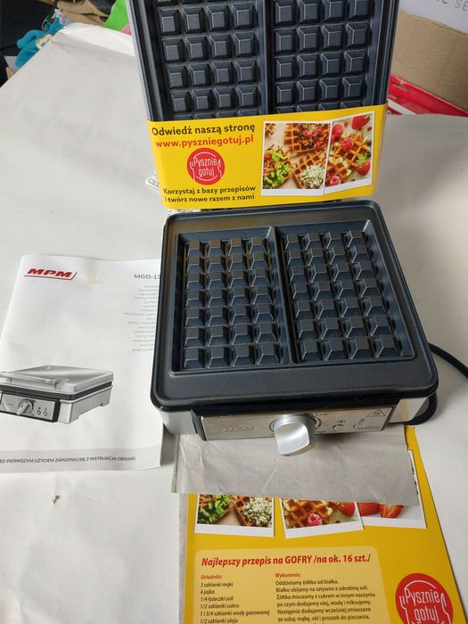 Потужна  ЕлектроВафельниця  МРМ  MGO -13  1400W.