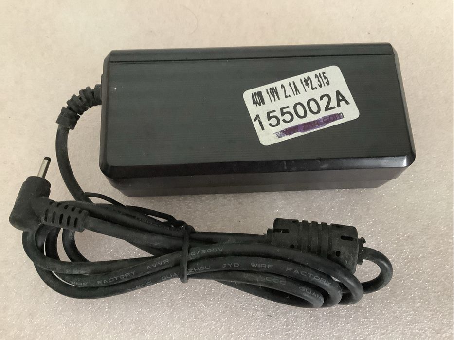 AC adaptador - Carregador computador portatil Asus 1001 . 1005 . 1015