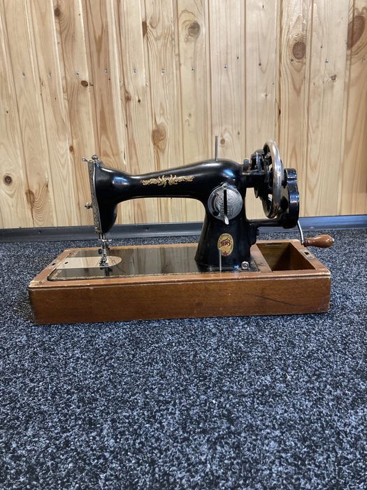 Швейна машинка ПМЗ