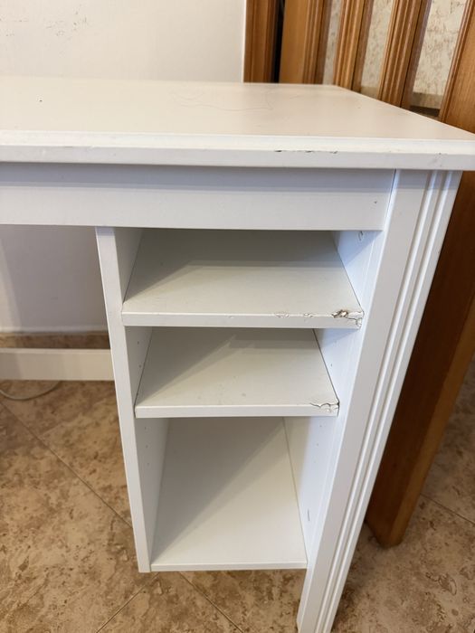 Vendo mesa de unhas/escritorio