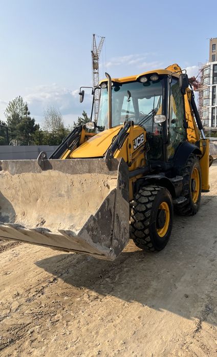 Оренда екскаватора JCB 3CX
