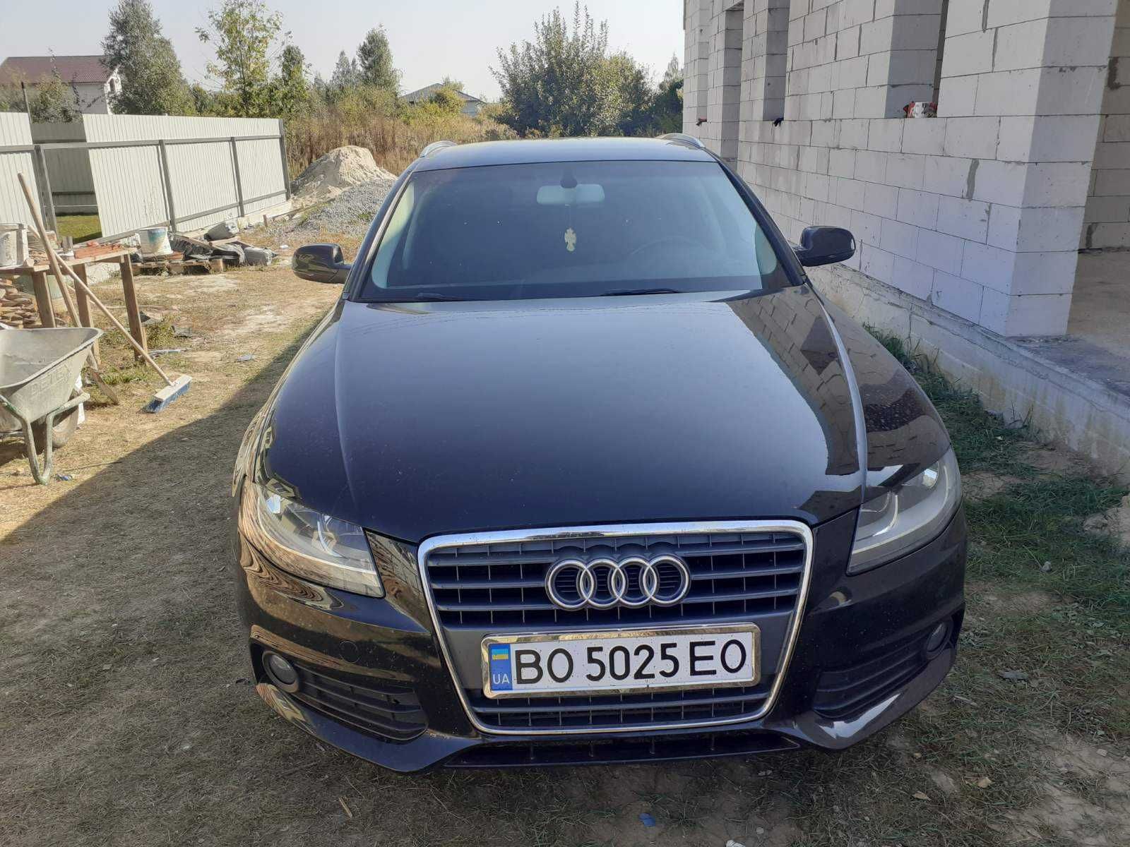 Продам автомобіль Audi A4