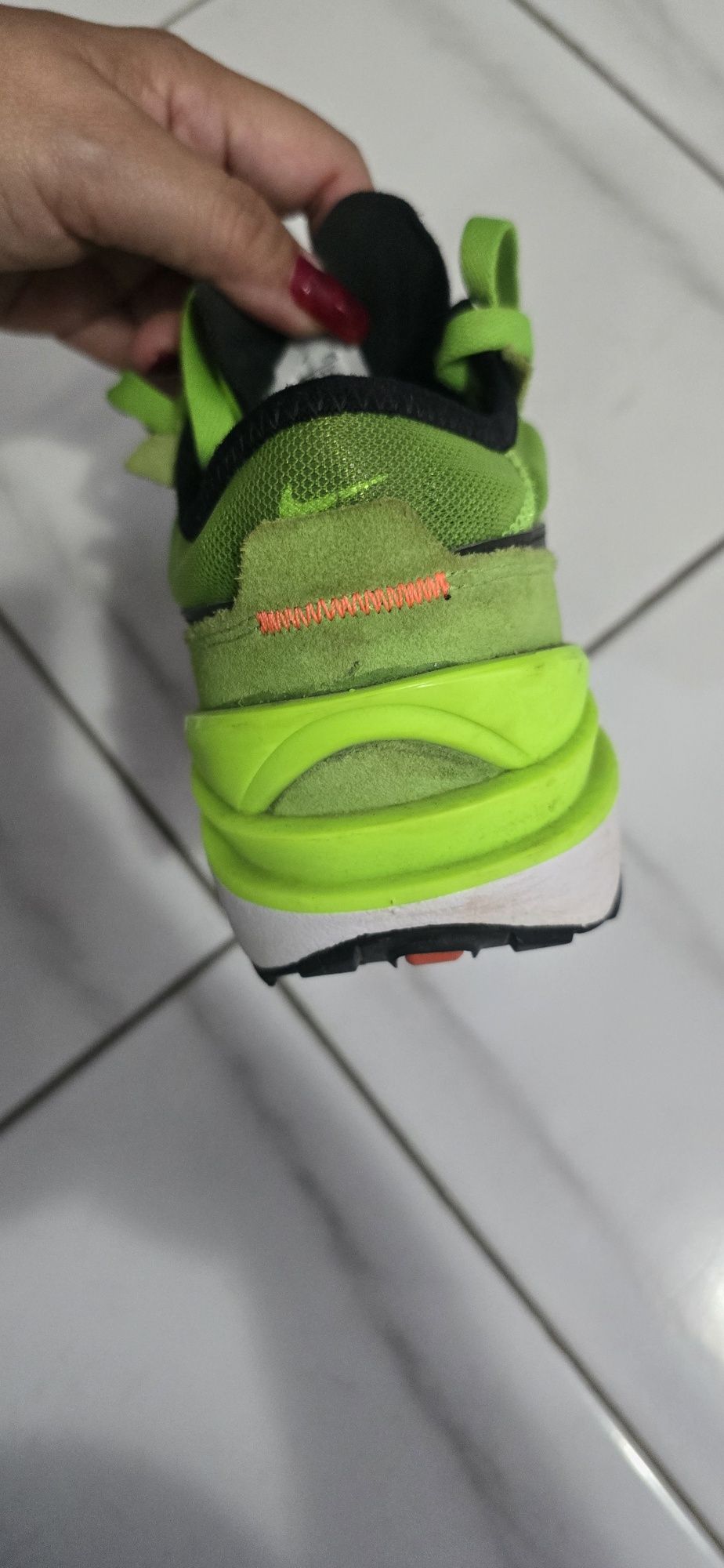 Nike  waffle  one electric