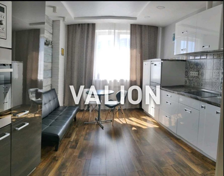 Продаж 1к квартири м. Деміївська, ЖК Soho Residense