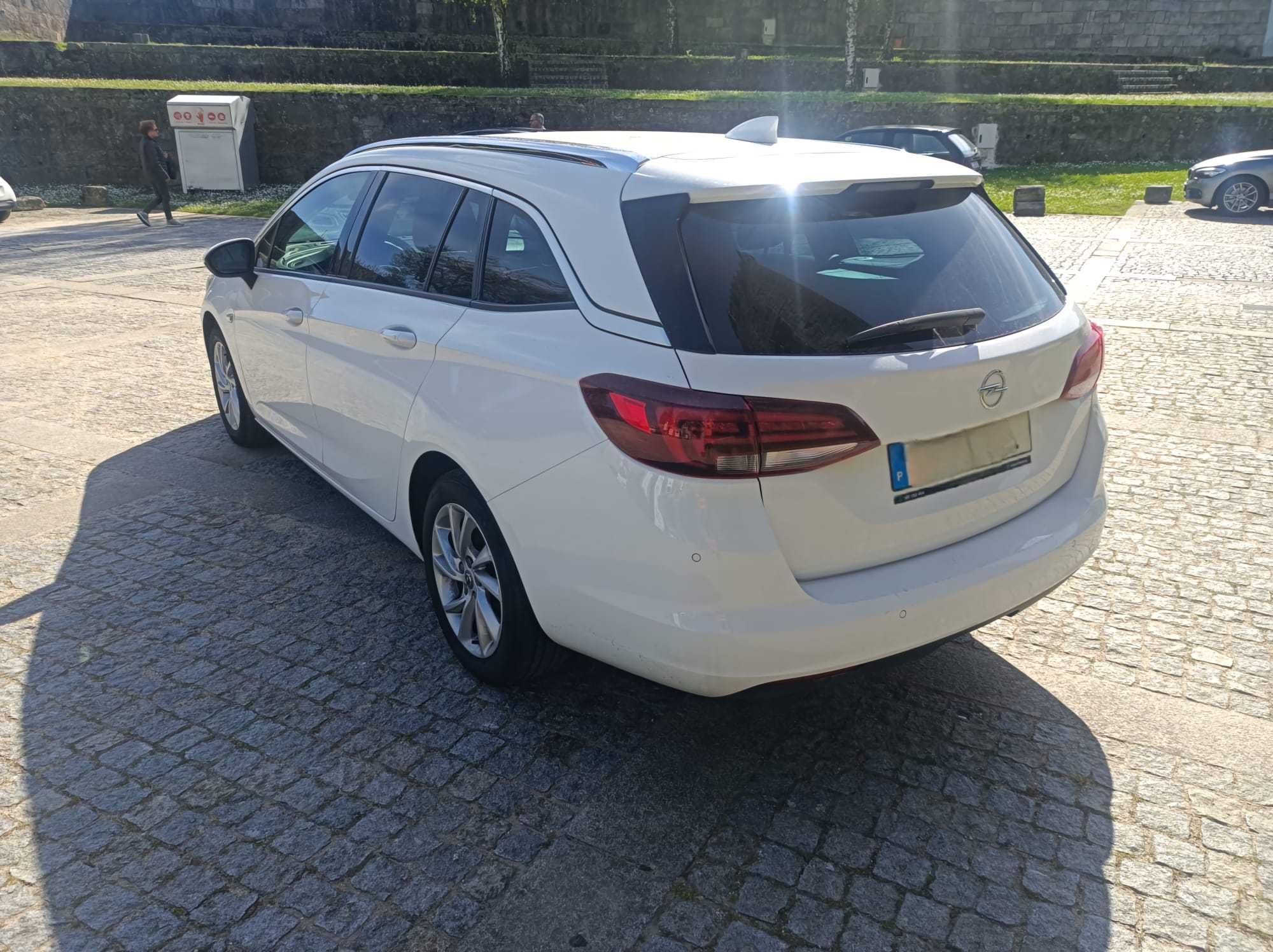 Opel Astra Sports Tourer 1.6cdti FULL EXTRAS