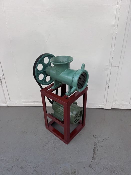 Мясорубка чугунна промислова 42 потужна костидробілка 500кг/час