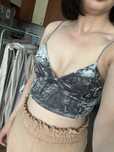 Crop top ramiączka srebrny szary welur aksamit na imprezę do klubu
