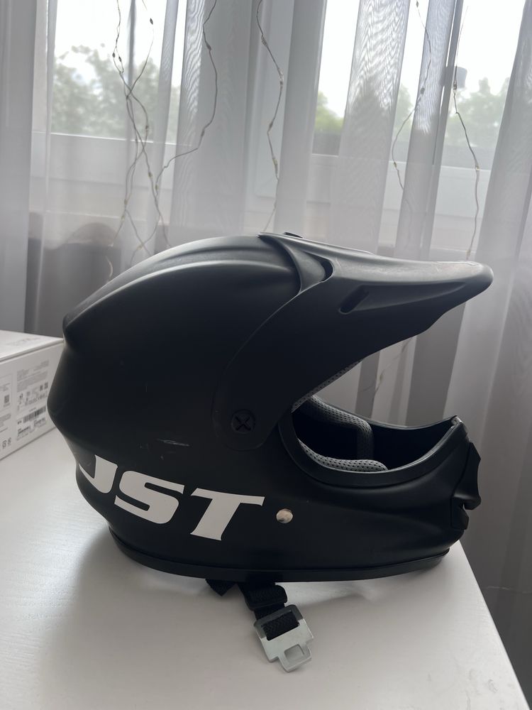 Kask enduro, rower, hulajnoge stan nowy