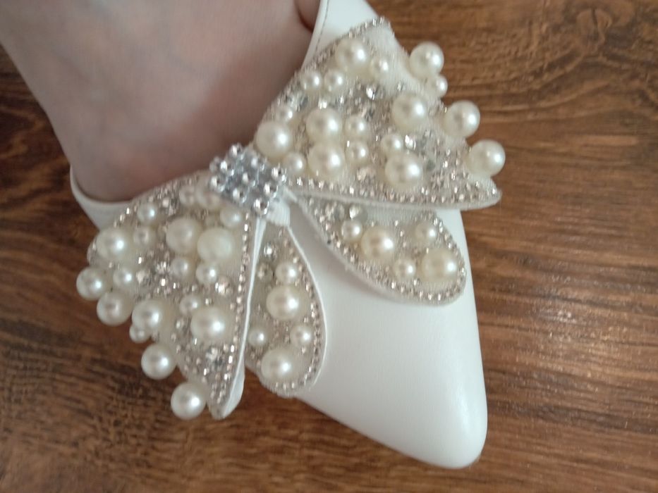 Baleriny na niskim obcasie (brilu) 41