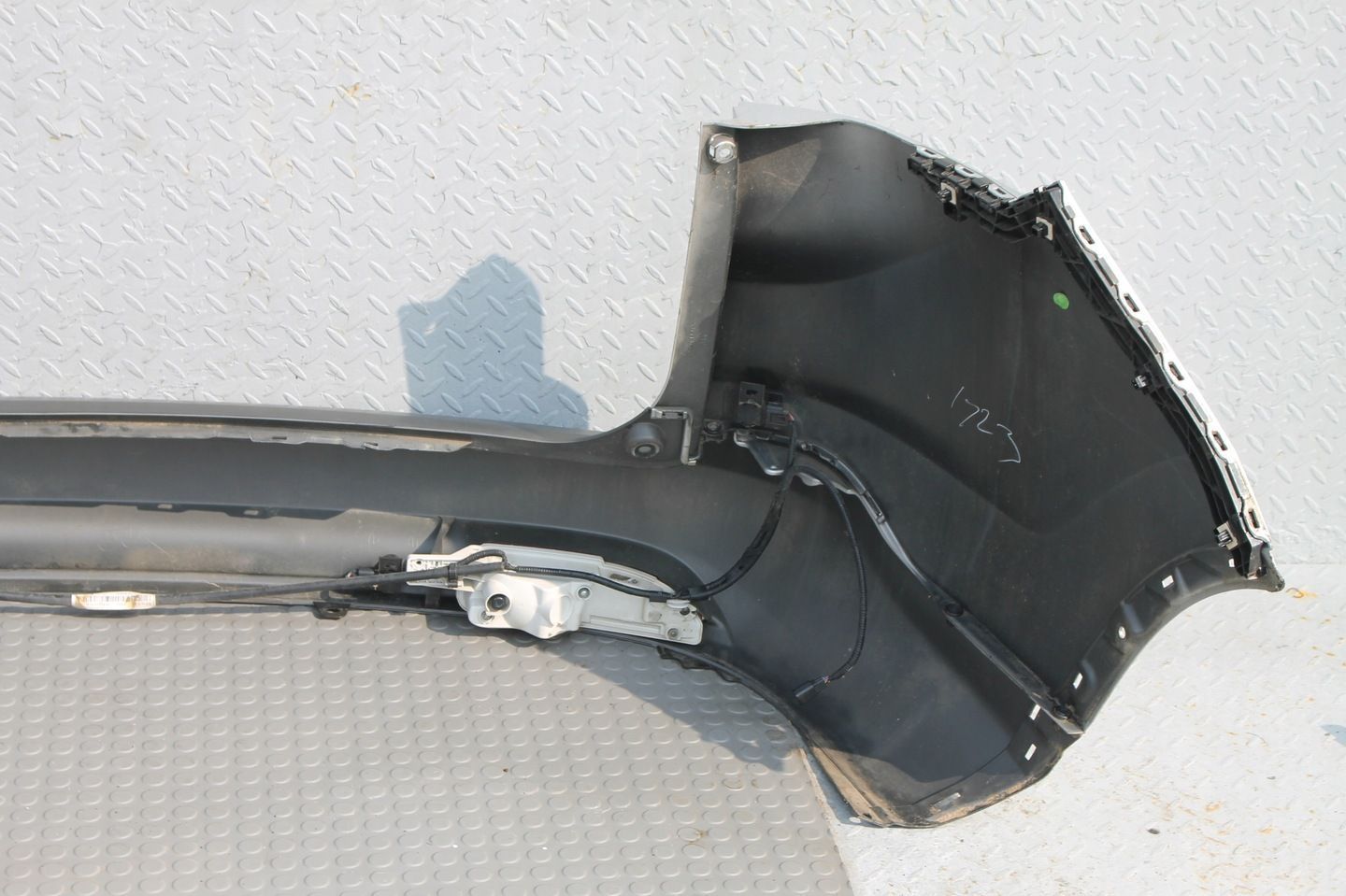 ZDERZAK TYLNY PDC TYŁ HONDA CR-V IV 12-14 NH700M