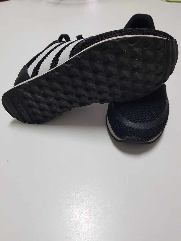 Tennis adidas criança