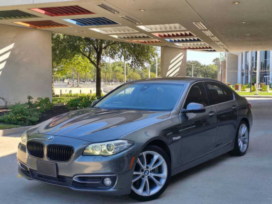 BMW 5 Series 535i      2015