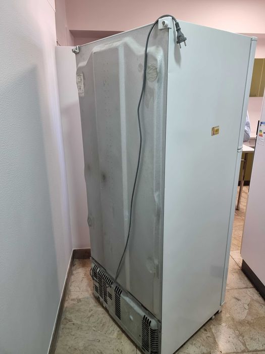 Frigorífico Combinado LG em ótimo estado