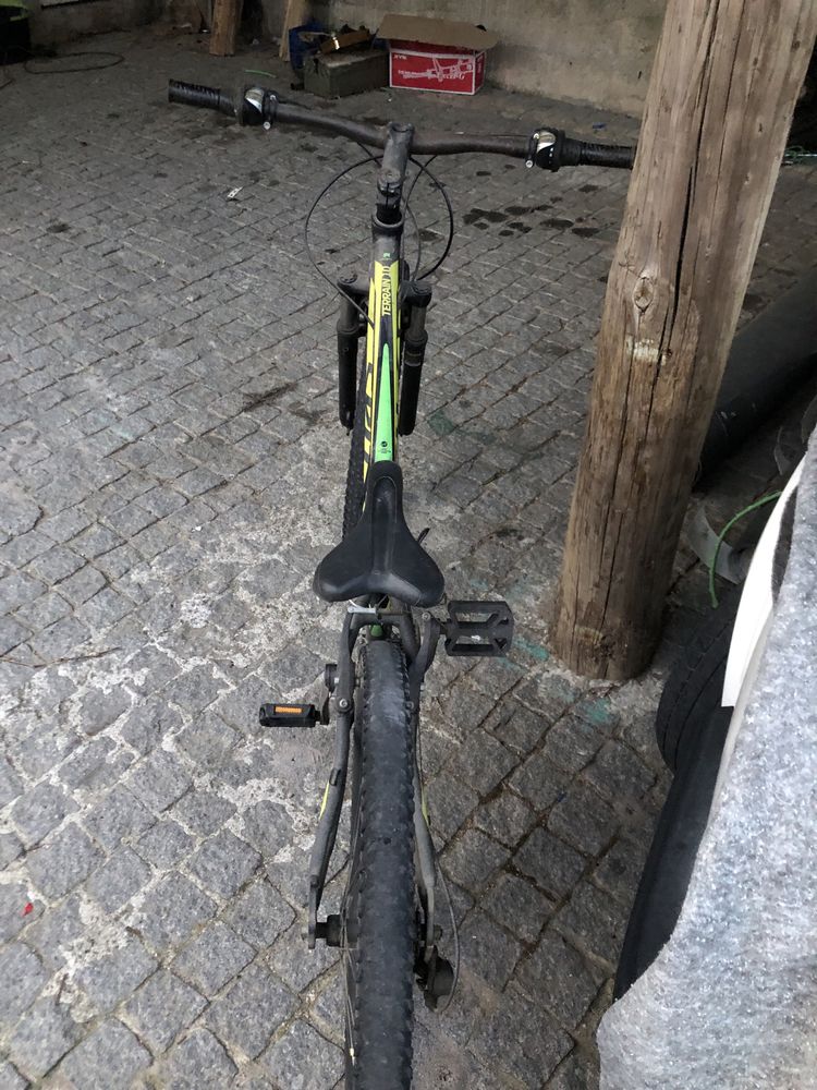 Vendo bicicleta spitz , praticamente nova