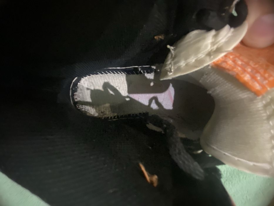 Ботінкі 400 грн плстельці 24,5 см