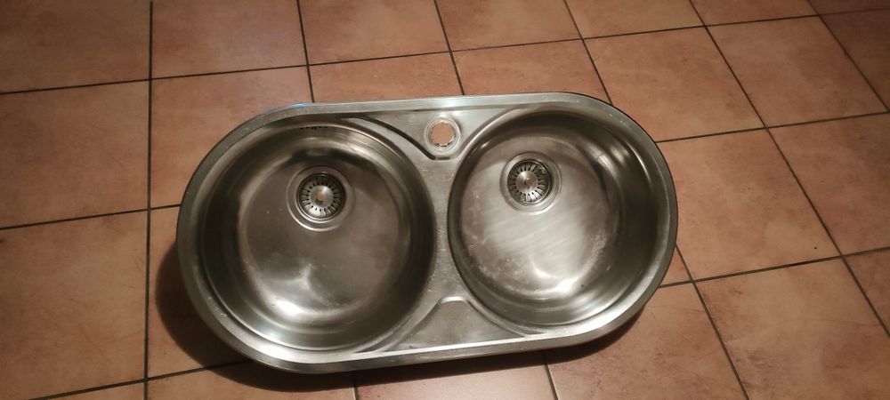 Zlewozmywak  kuchenny dwukomorowy