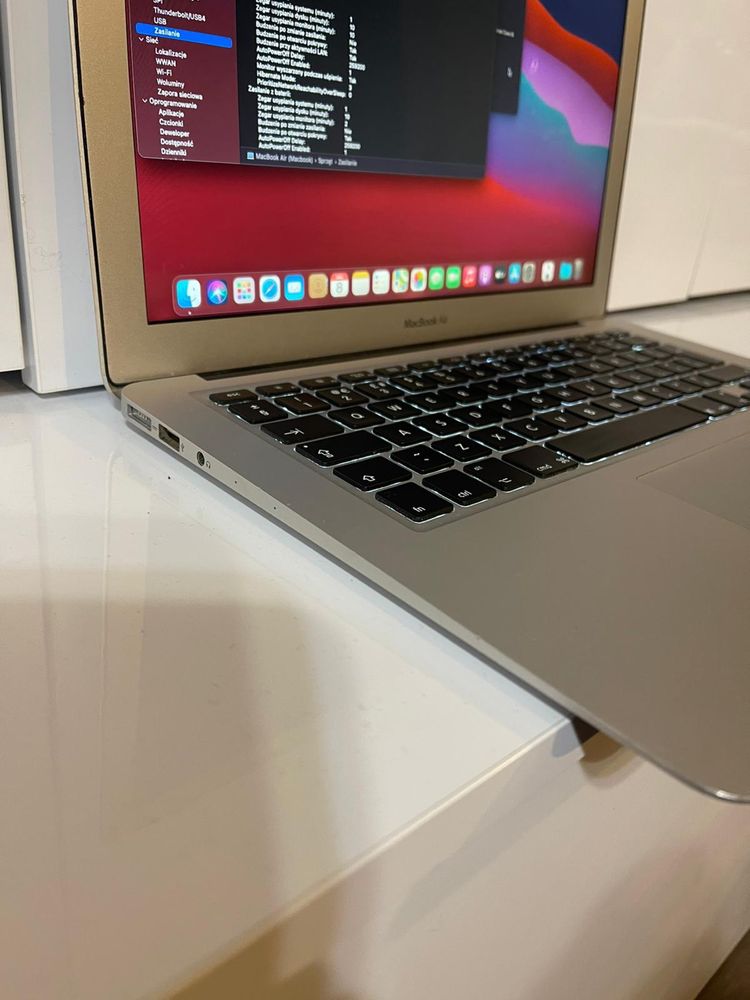 MacBook Air 1.4Ghz 4.0/256GB