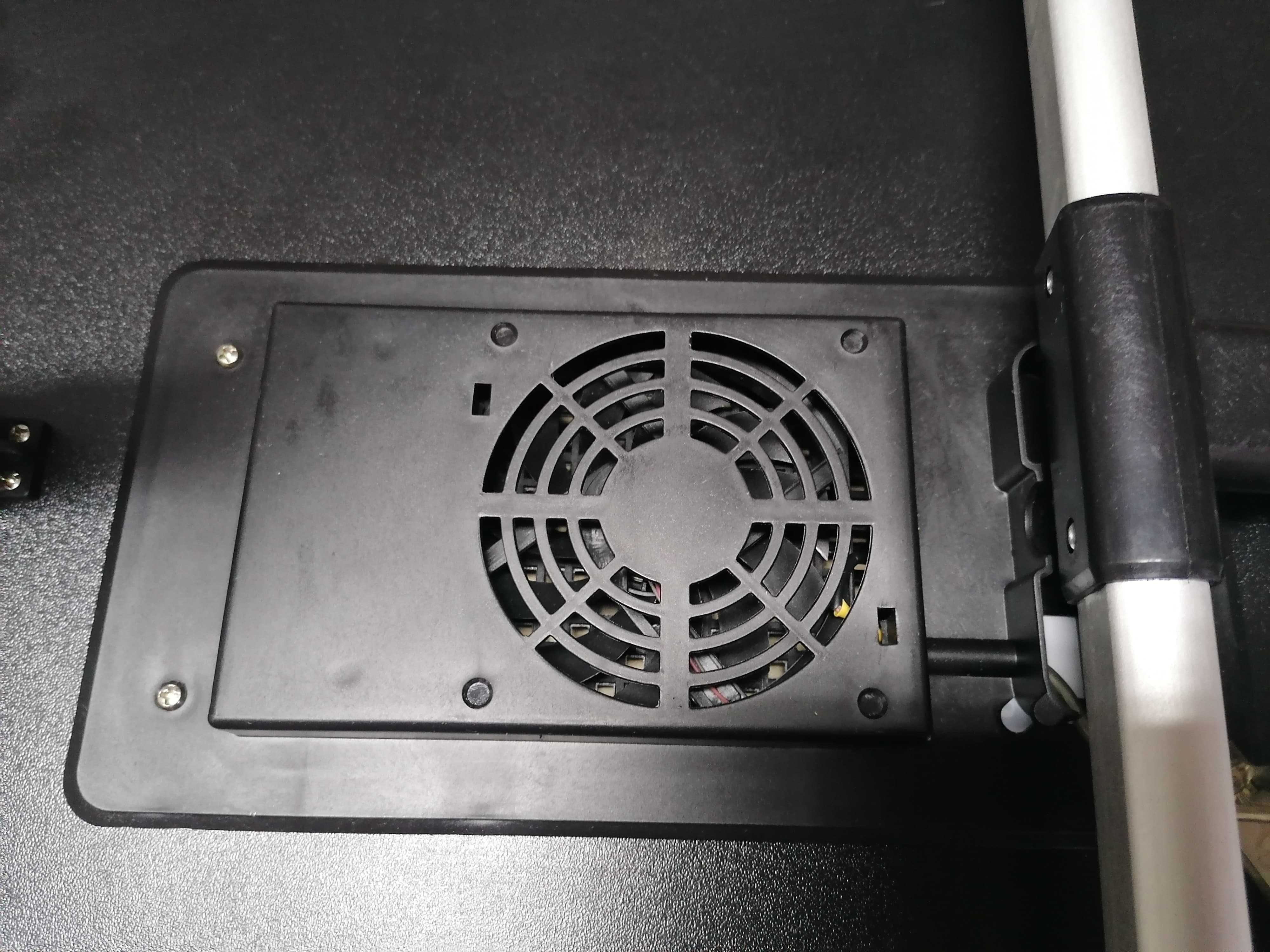 Mesa/ suporte para computador