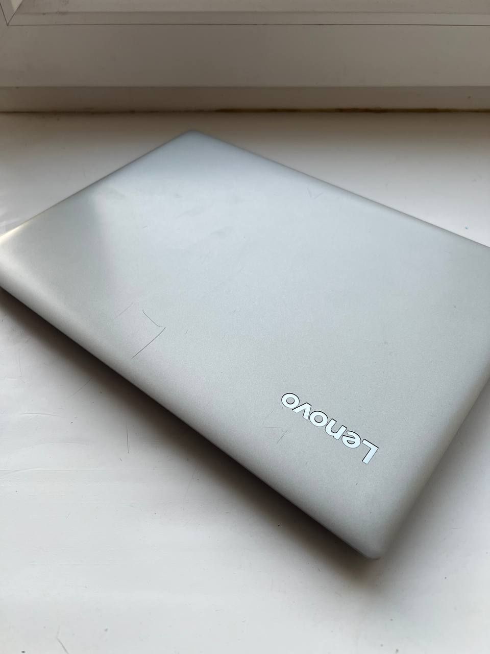 Lenovo IdeaPad 330 14ast