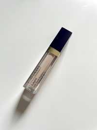 Korektor Estee Lauder 0.5N