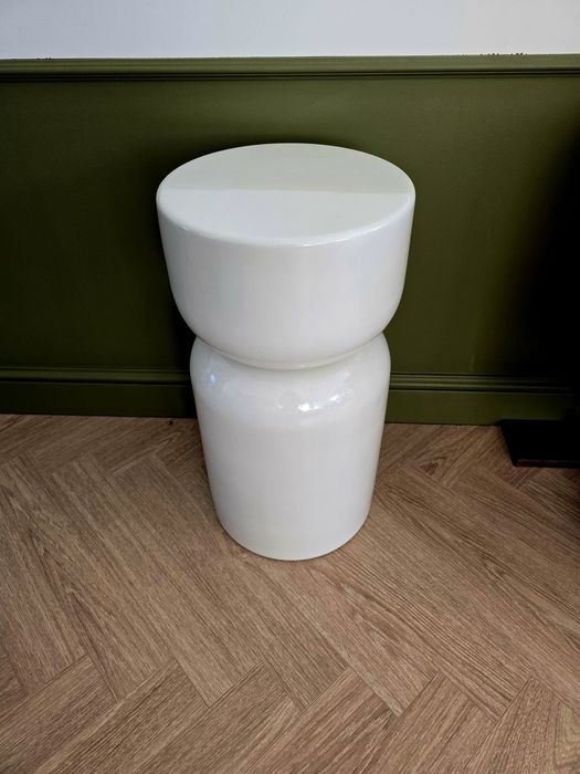 Stolik nocny / stolik pomocniczy Westwing Amina