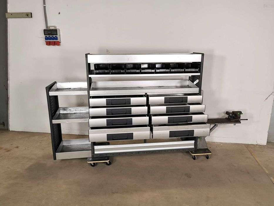 Zabudowa serwisowa warsztatowa regał samochodowy serwisowy BOTT IMADŁO