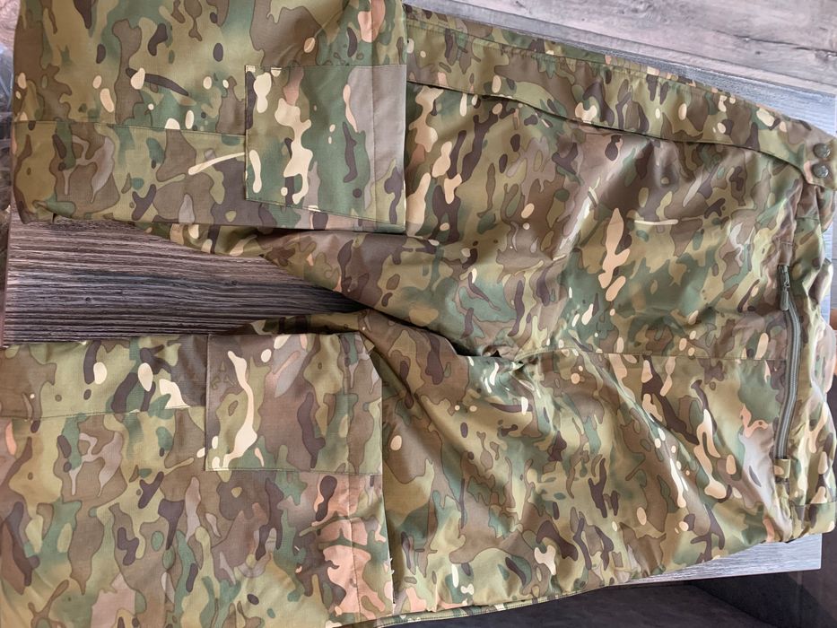 Костюм чоловічий сорочки і брюки камуфляжний