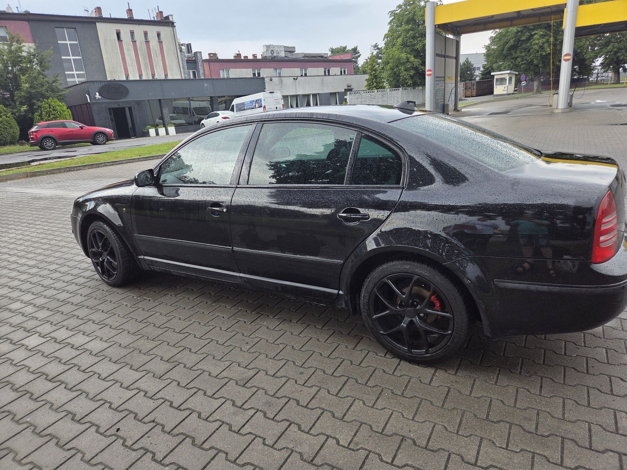 Sprzedam skodę superb1