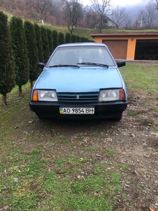 Продам Lada 2199