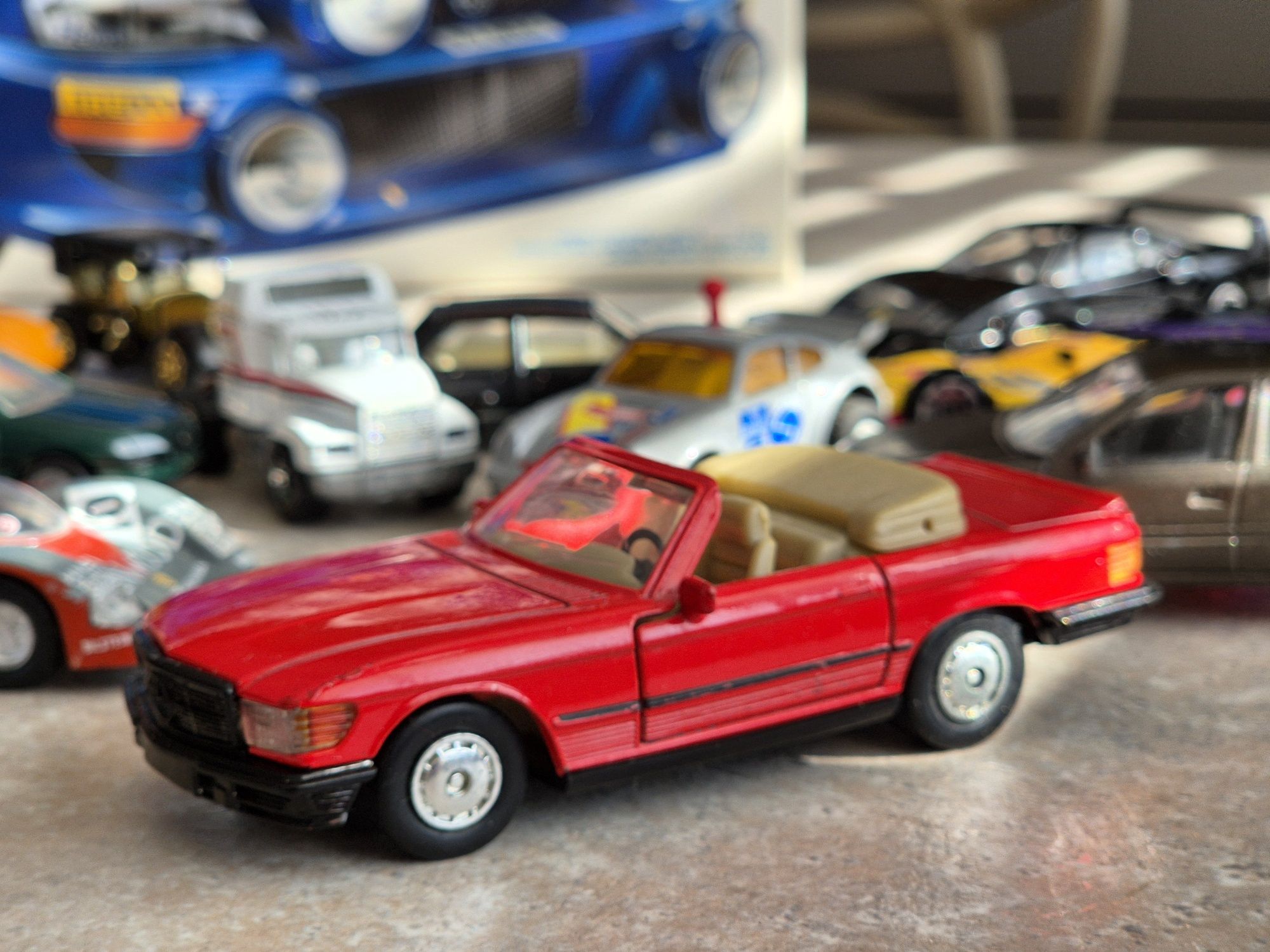 Model 1/39 z napędem Mercedes 500SL MC TOY resorak Unikat Kolekcja