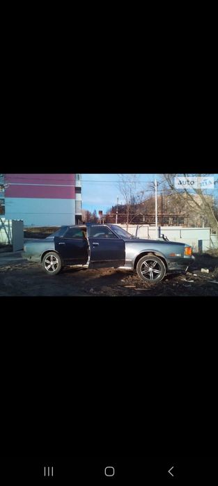 Ретро автомобіль