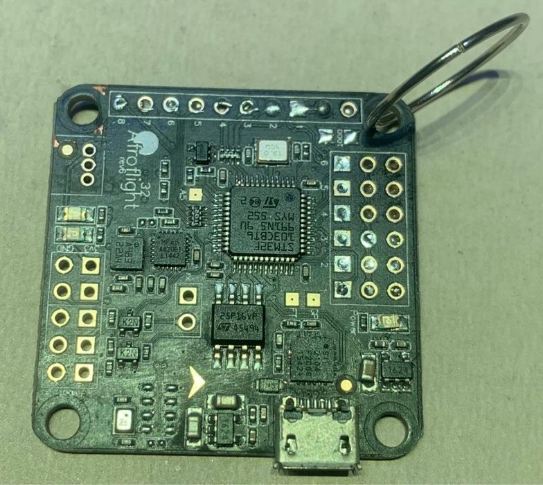 Брелок fpv. Всі кошти від продажу підуть на допомогу військовим .