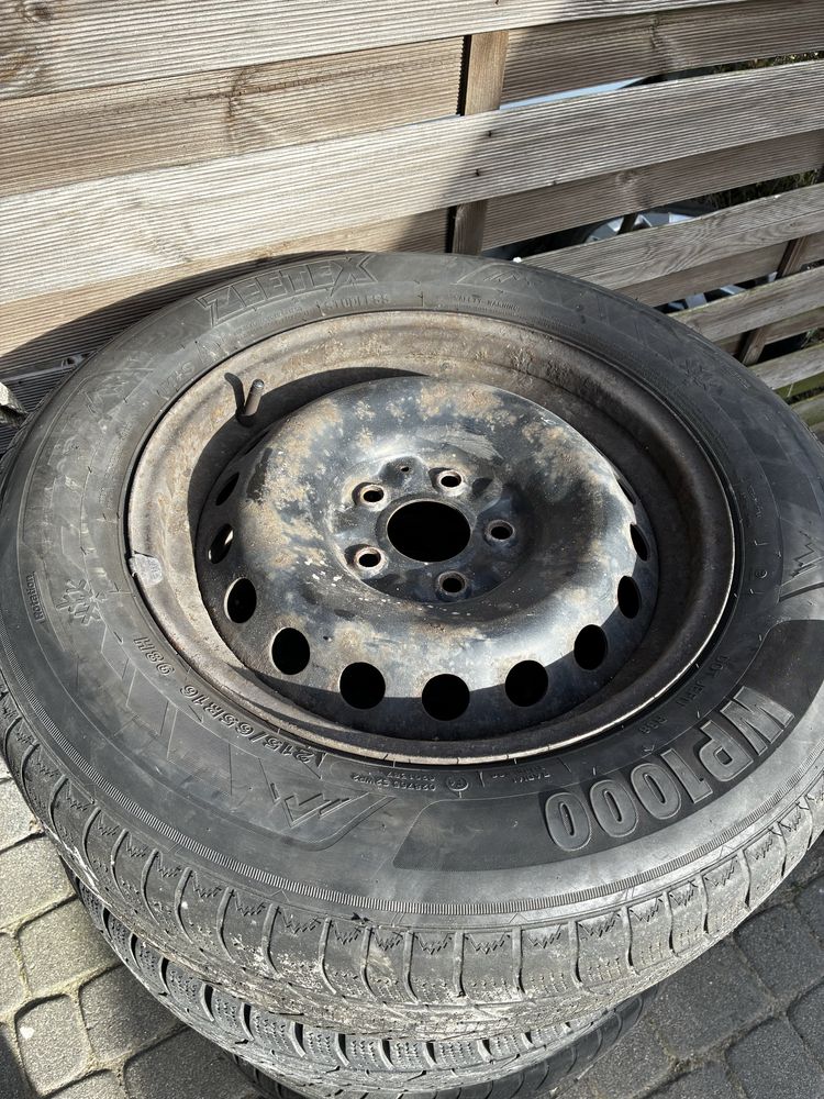 Kola plus kołpaki orginalne Nissan Qashai