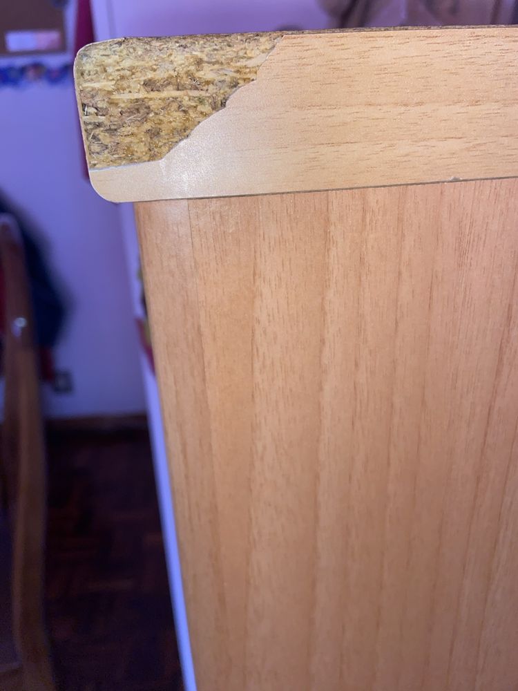 Cómoda de 5 gavetas