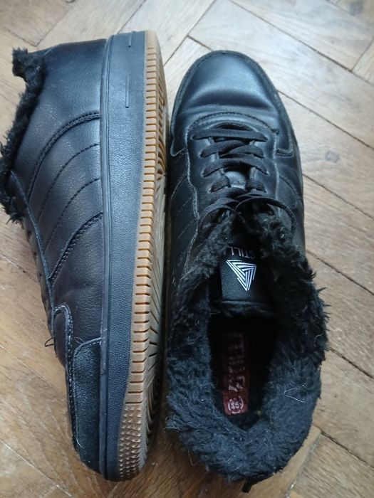 Чоловічі ботинки.