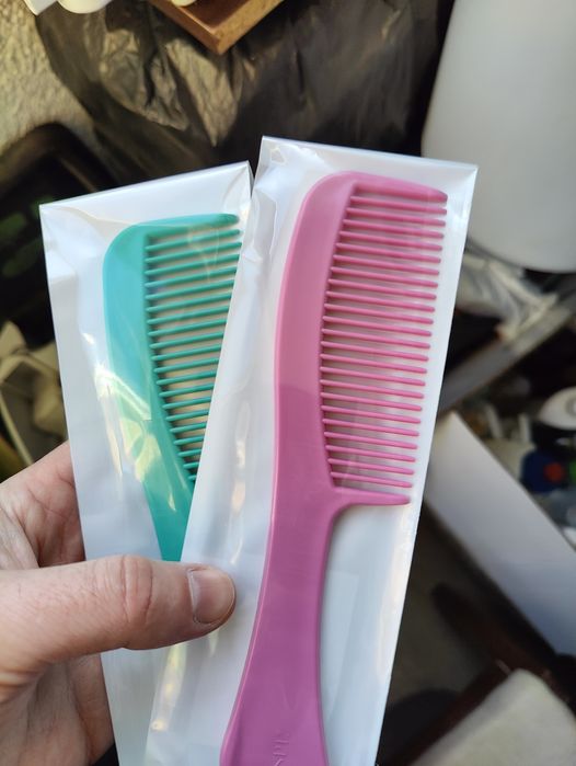 Меняю  Макароны пена для бритья,станки,зубная паста, и другое(на фото)