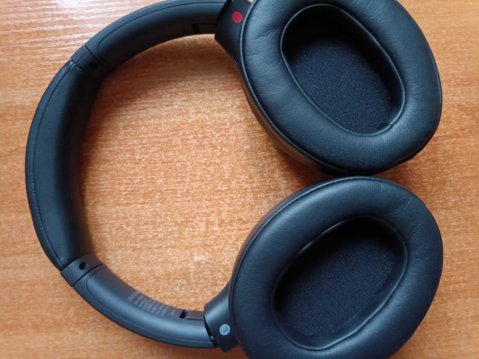 Беспроводные наушники с шумоподавлением SONY Extra Bass WH-XB900N