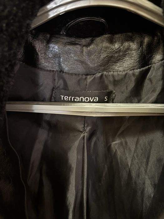 Шубка на осінь розмір s terranova