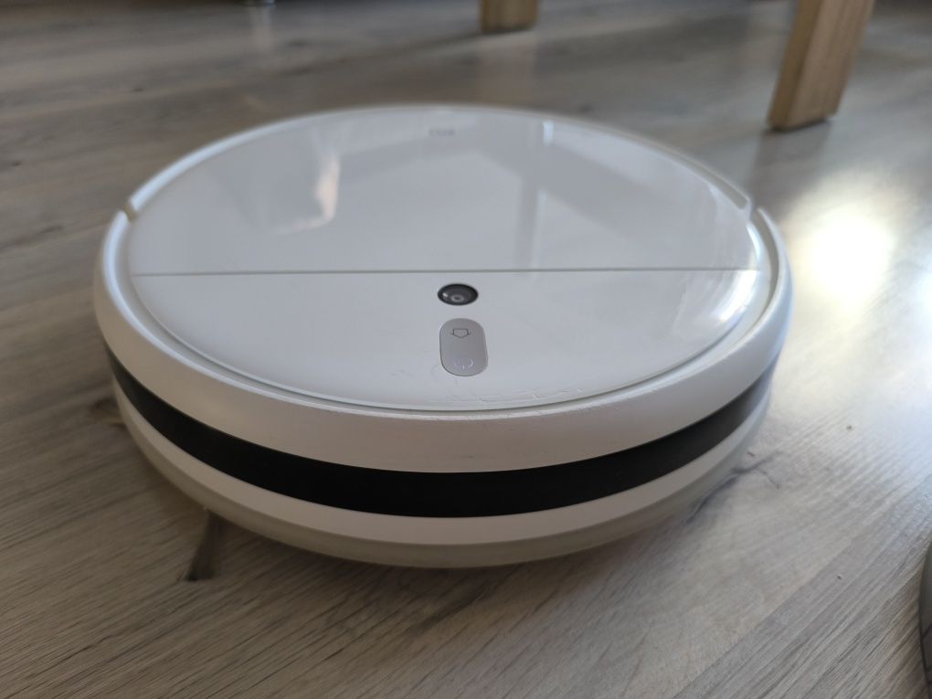 Robot sprzątający odkurzacz Xiaomi Mi Robot Vacuum Mop używany