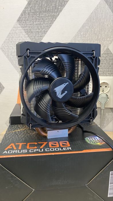 Кулер (Башня) Gigabyte Aorus ATC700 RGB.