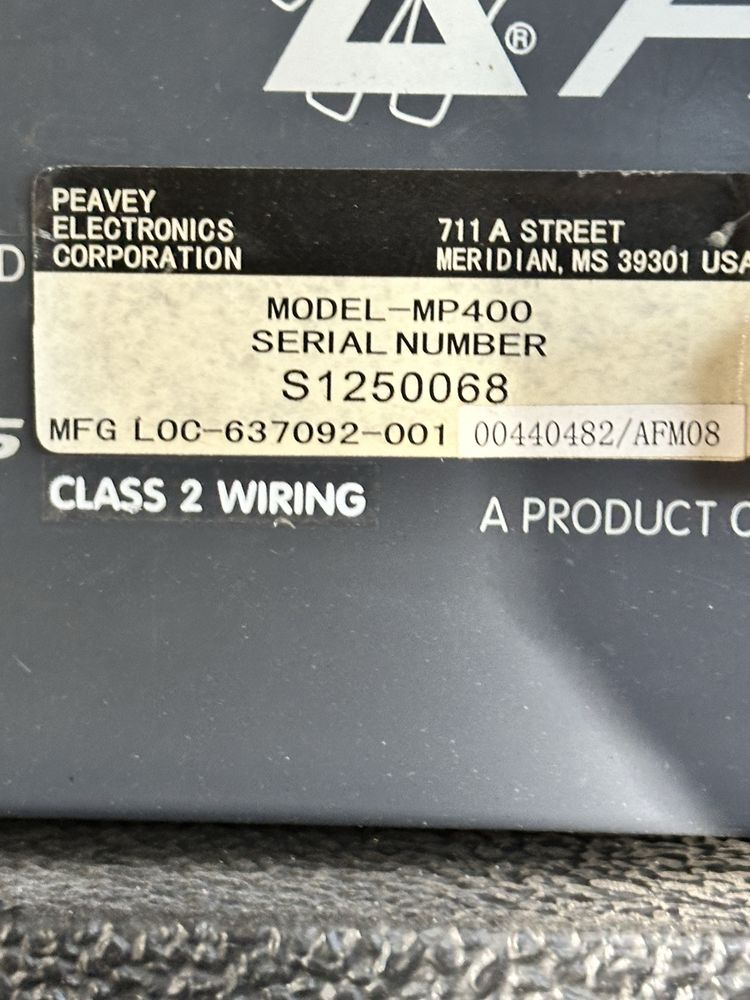 Zestaw nagłośnienia Peavey MP 400