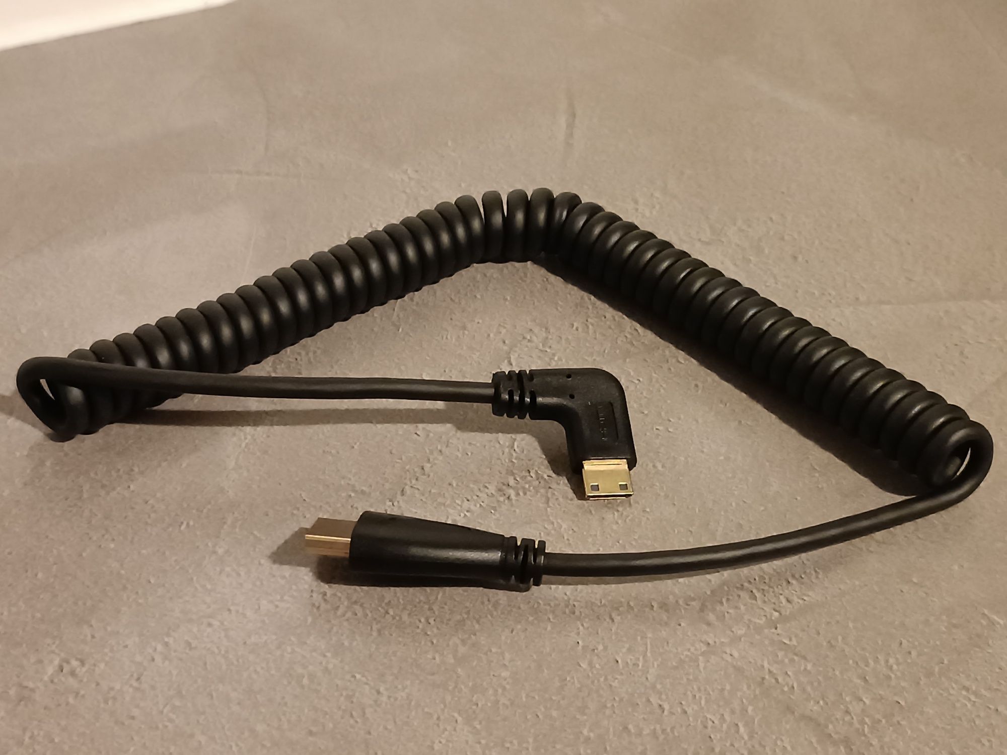 Sprężynowy kabel typu C Mini HD