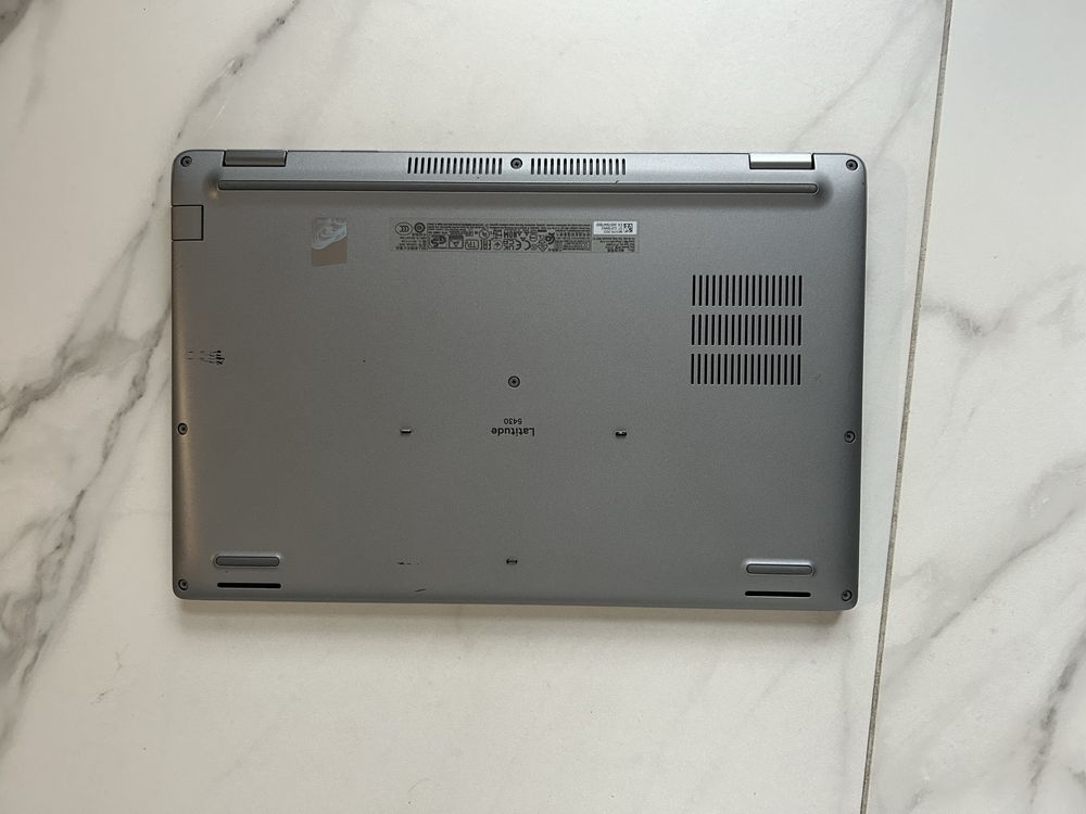 Laptop Dell Latitude 5430 14" 256/16GB i3-1215u