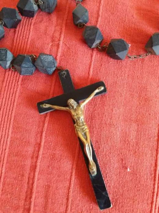 Relógio, Barril de Cerveja, Garrafões de vidro, Terço, Massajador