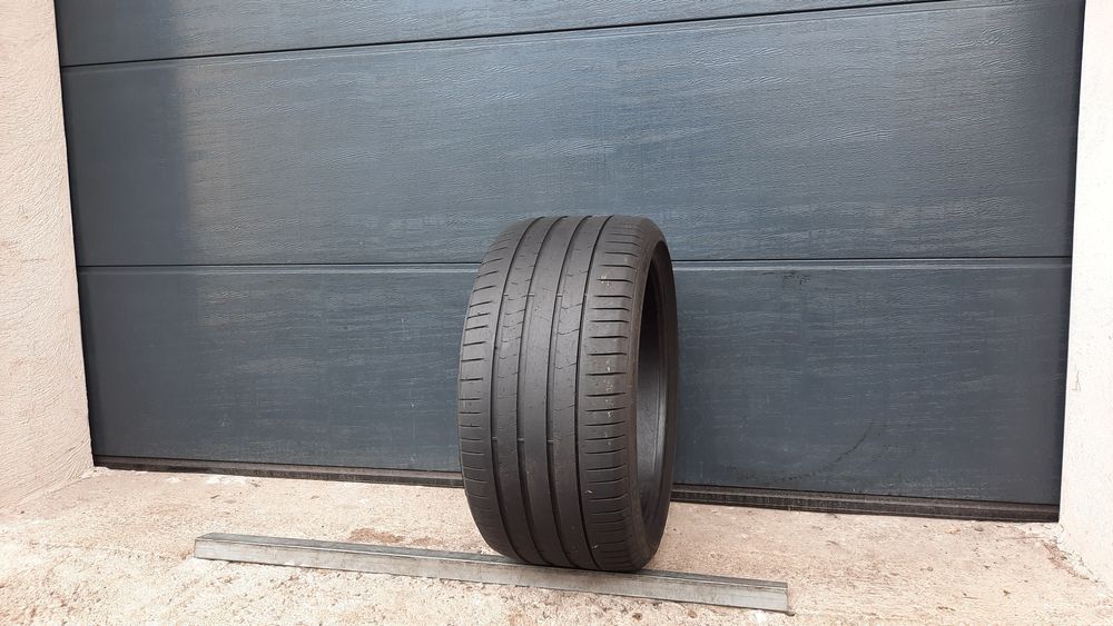 Pirelli 295/30 ZR20 P Zero