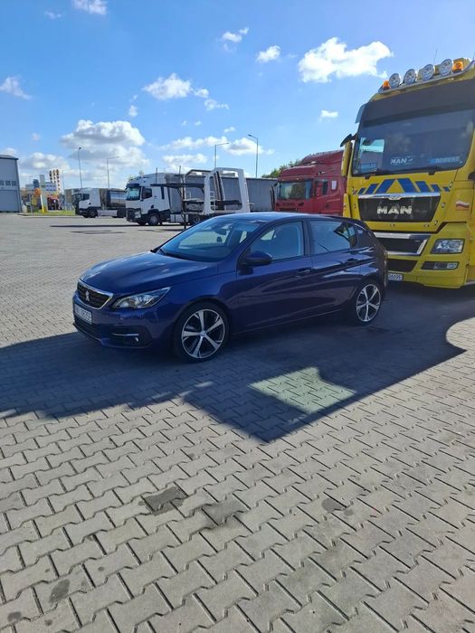 Peugeot 308 PEUGEOT 308 1.5 BlueHdi 27 tys. km- PERFEKT