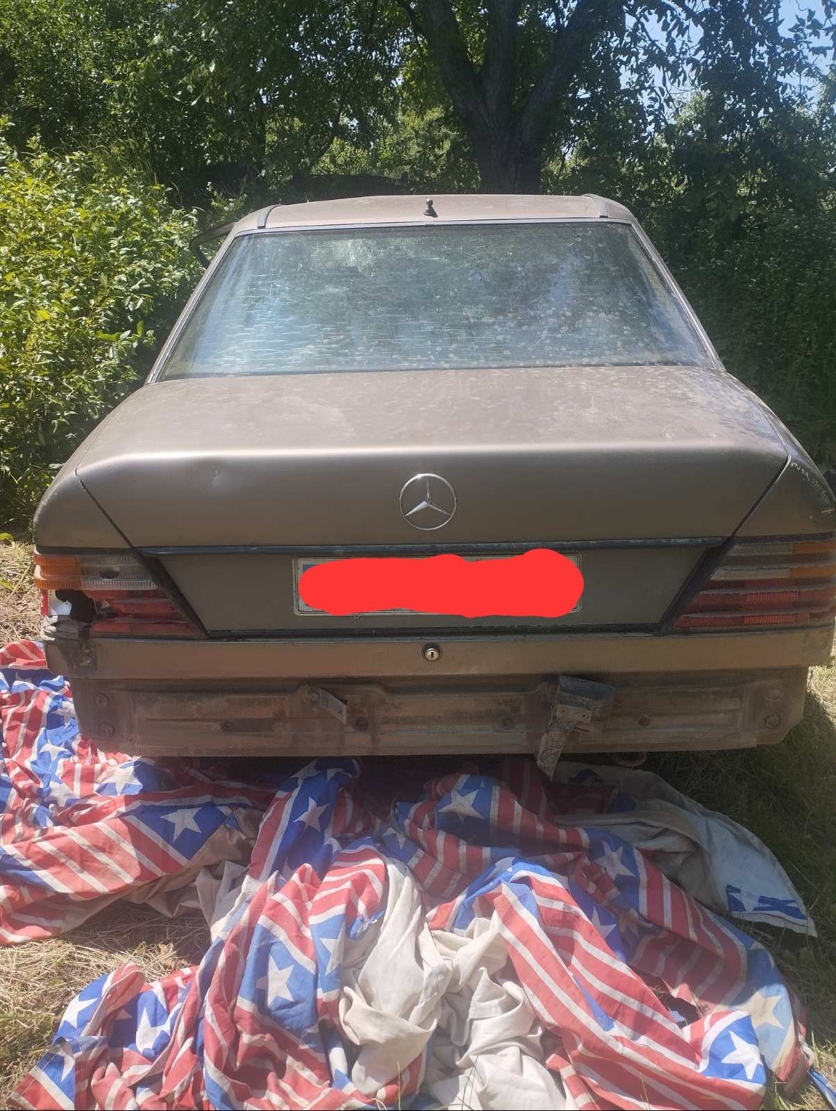 Мерседес  w124 ,